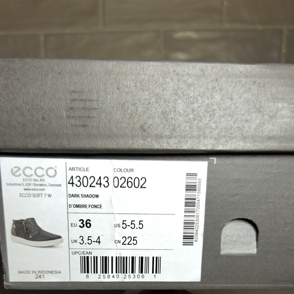 New Women's ECCO Soft 7 Low Ankle Bootie, Color Dark Shadow - Picture 8 of 8